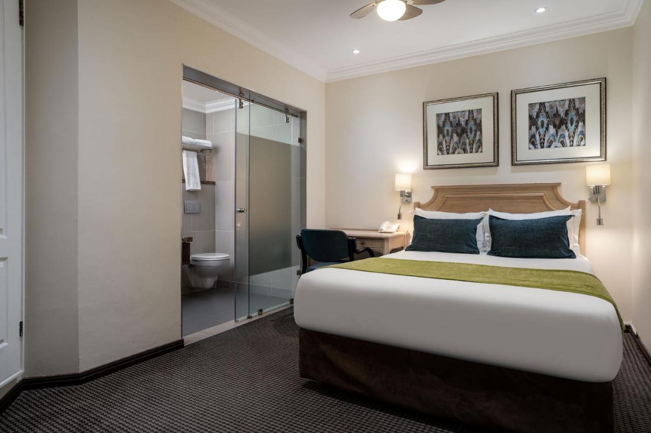 Premier Hotel Regent East London Exterior photo